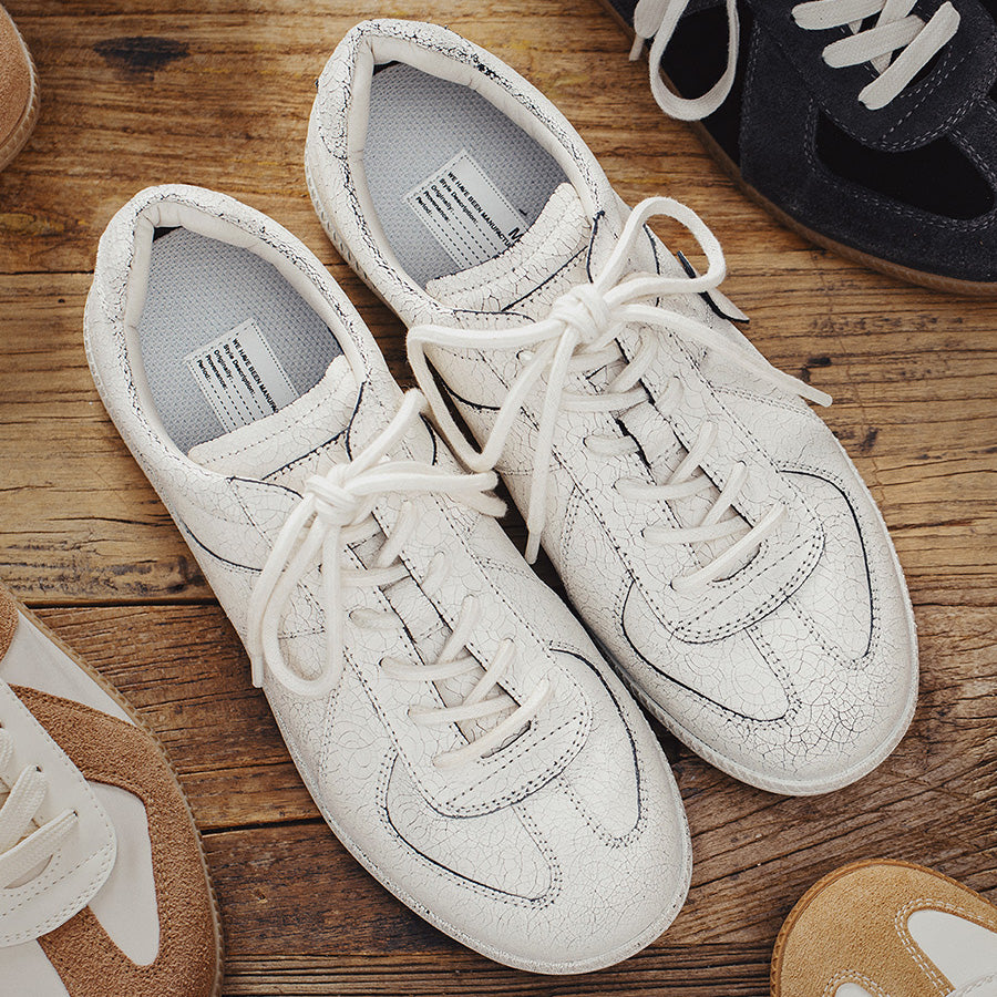 Men's Vintage Distressed Crack White German Army shoes